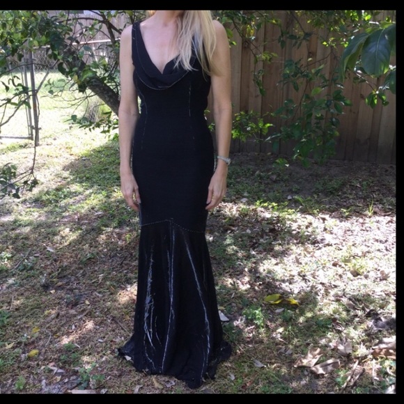 Jiki Monte Carlo French Creations gown - Picture 7 of 7